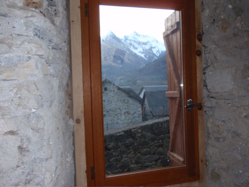 image12.jpg
